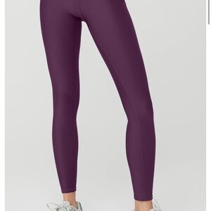 Alo Dark Plum Set (Airbrush Enso Bra & Airlift 7/8 Leggings)